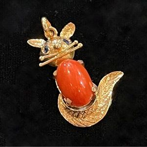 ✨Beautiful 14K Solid Gold Kitten Pedant With Coral Gem